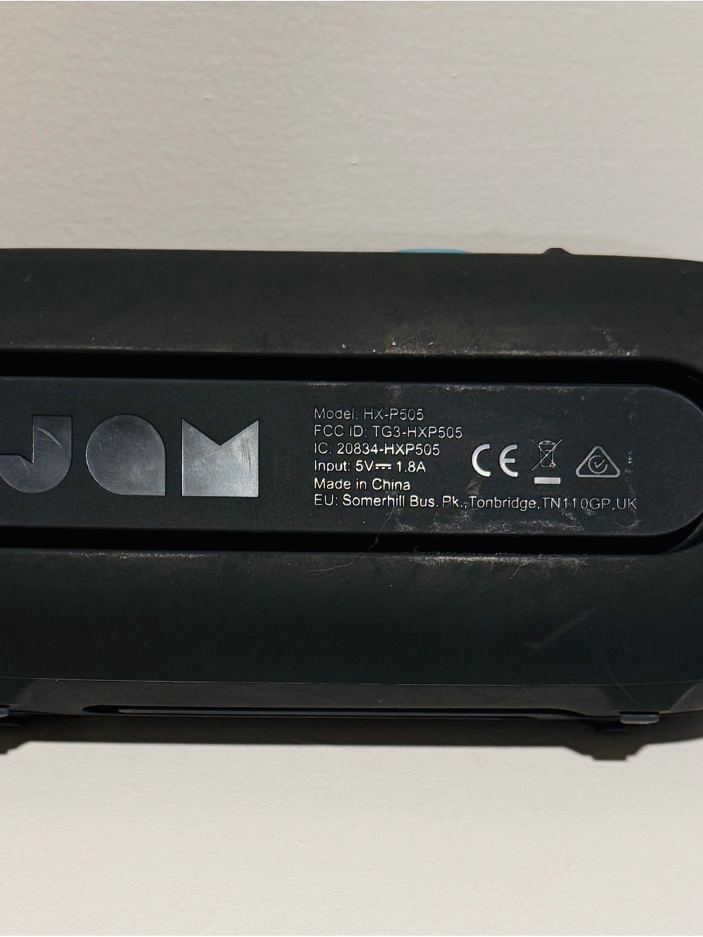 JAM Hang Tight Bluetooth Speaker - Black (Model HX-P505) - FOR PARTS / REPAIR - Picture 4 of 5